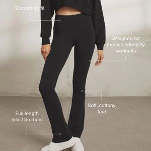 Airbrush High-Waist Bootcut Legging